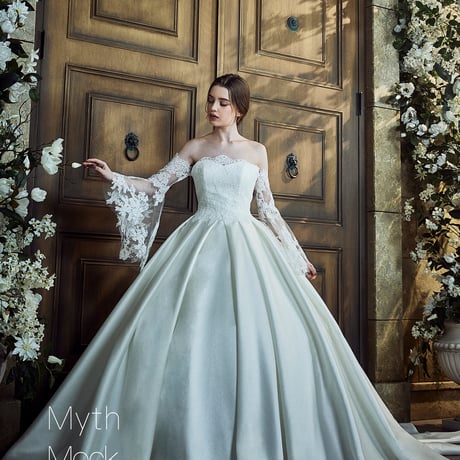 AIMERのウェディングドレス