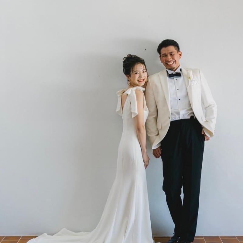 ウェディングドレス ホワイト 上品！ノースリーブ リボン Vネック 短  