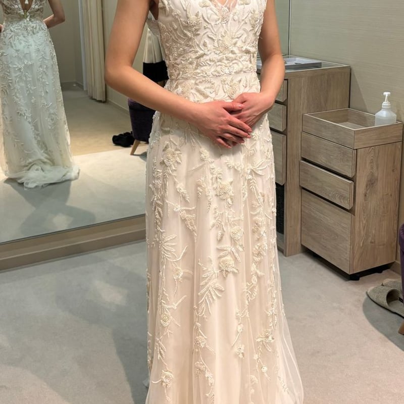 ウェディングドレス 3D立体レース刺繍 背中見せ ソフトマーメイド  