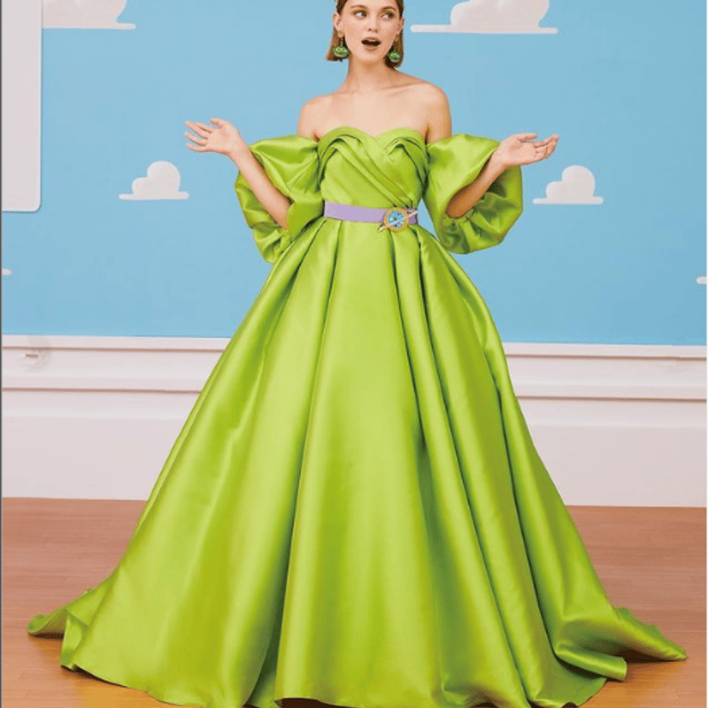 グリーン ベアトップ パフスリーブ 花嫁 編み上げ くるみボタン 拳式  