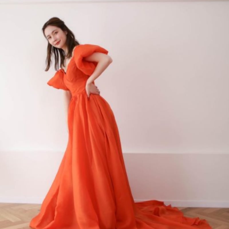 人気上昇！ 前撮り 拳式 花嫁 パーティードレス オレンジ Vネック  