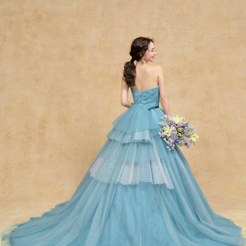 人気上昇！カラードレス キラキラグリッターチュール デザイン感  