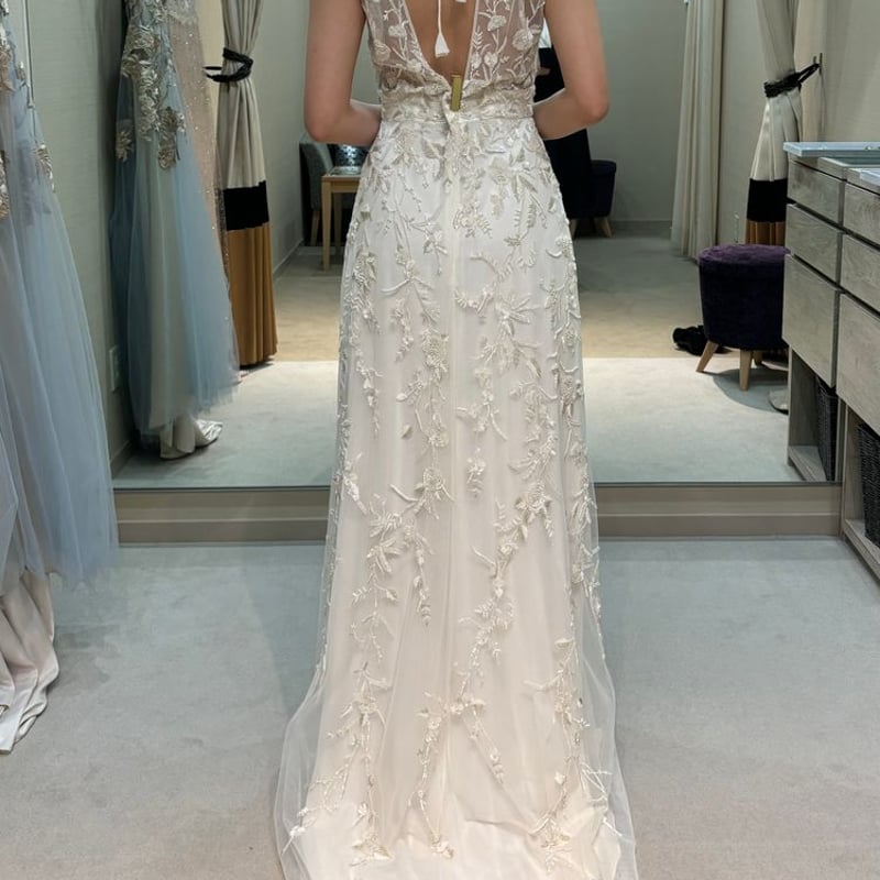 ウェディングドレス 3D立体レース刺繍 背中見せ ソフトマーメイド  