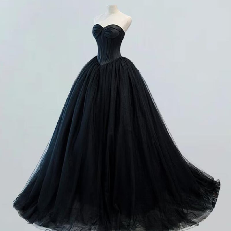 カラードレス ベアトップ チュールスカート ブラック 細見えシルエット  