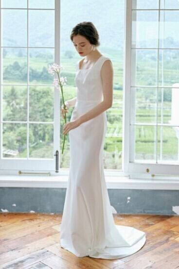 クラシカル ウエディングドレス 大好評中！ 優雅なシルエット 前撮り  