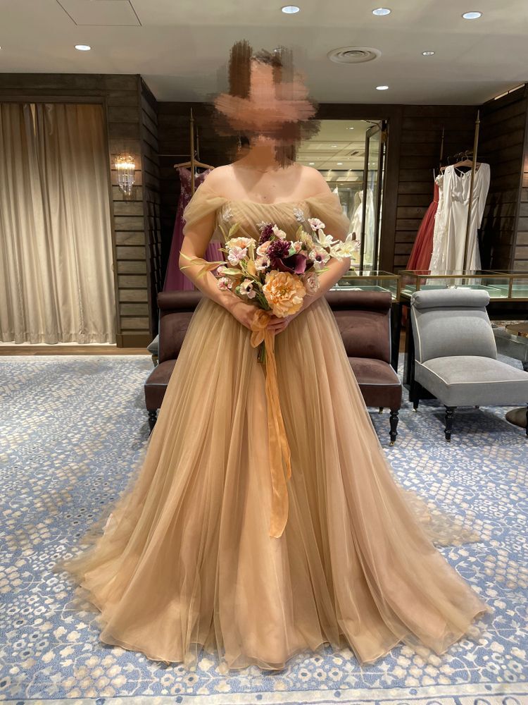 オレンジオフショルダーサテンウェディングドレス 【公式通販】