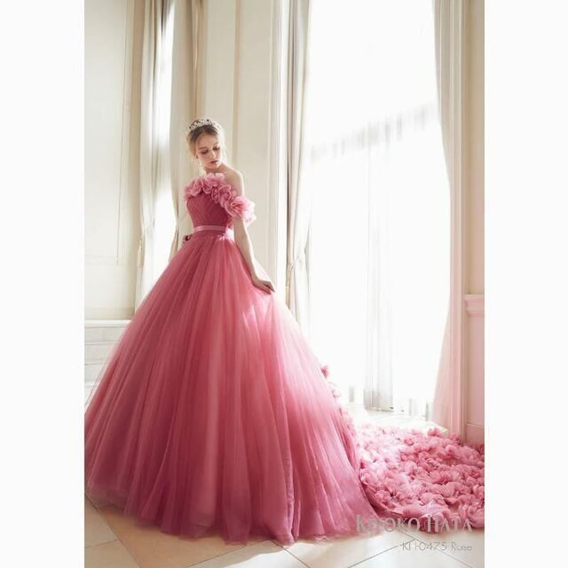 カラードレスウェディングドレス　カラードレス　ピンクドレス　結婚式　二次会　花　ドレス