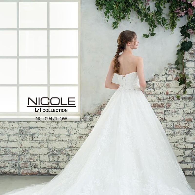 ウェディングドレス 柔らかく重ねたチュールスカート Aライン 取り外し  