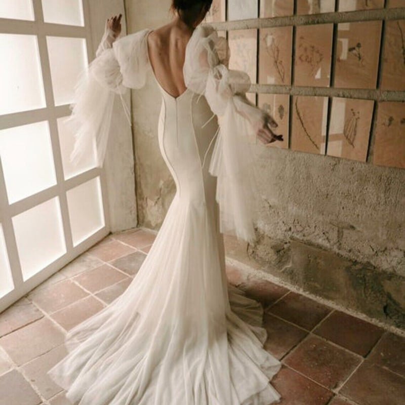 パーティードレス 長袖 マーメイドライン背中見せ 花嫁 拳式 Vネック  