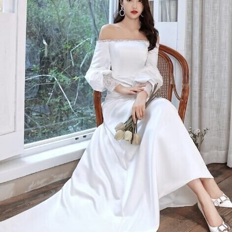 パーティードレス ホワイト オフショルダー Aライン エレガント 細見え  
