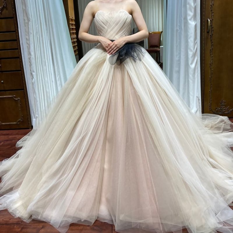 リボン 花嫁 結婚式 ベアトップ カラードレス プリンセスライン 前撮り