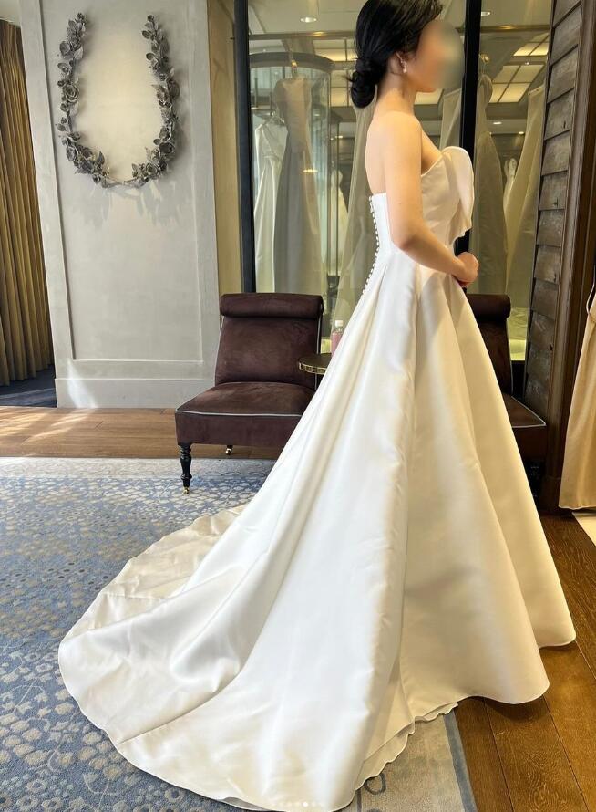 ウェディングドレスリボン くるみボタン 可愛い 光沢サテン 結婚式  