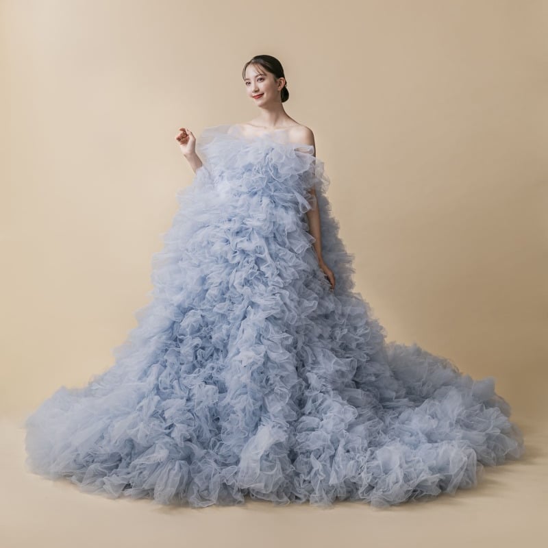 カラードレス ベアトップ もこもこドレス パープル 華やかなトレーン  