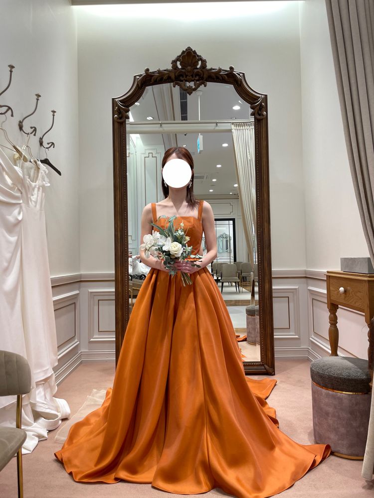 カラードレス テラコッタ色 スクエアネック 背中見せ トレーン