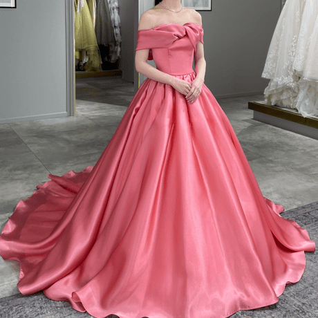 上品！ピンク カラードレス 光沢 オフショルダー はめる プリンセス  