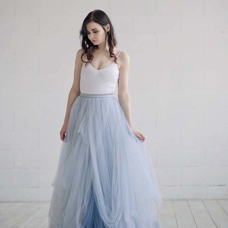 フォーマル/ドレス高品質！ウエディングドレスオーバースカート 薄青 プリンセスライン 披露宴