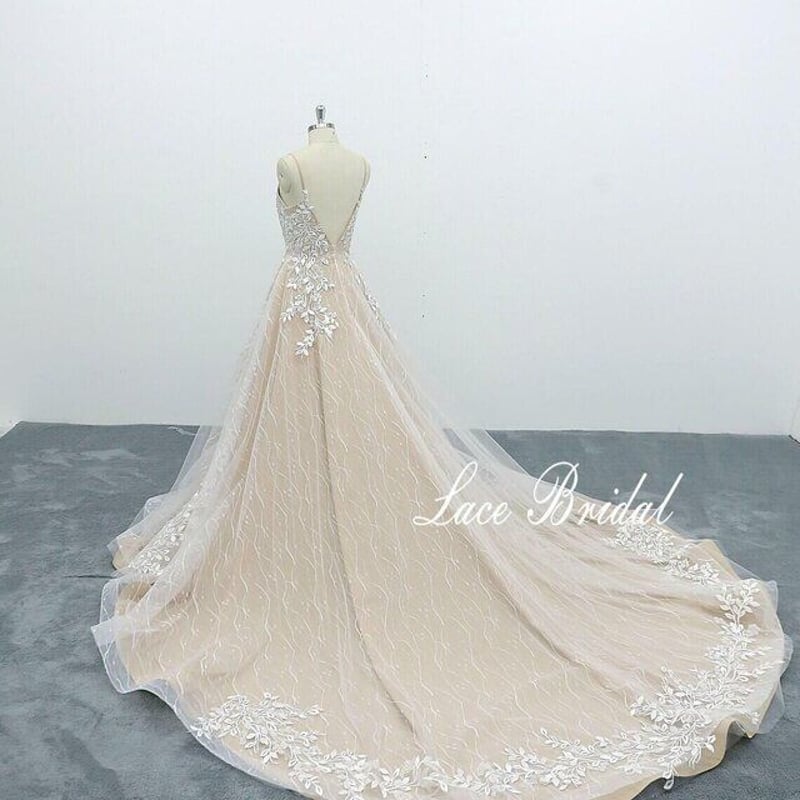 レース ウエディングドレス Aライン キャミソール Vネック 背中見せ  