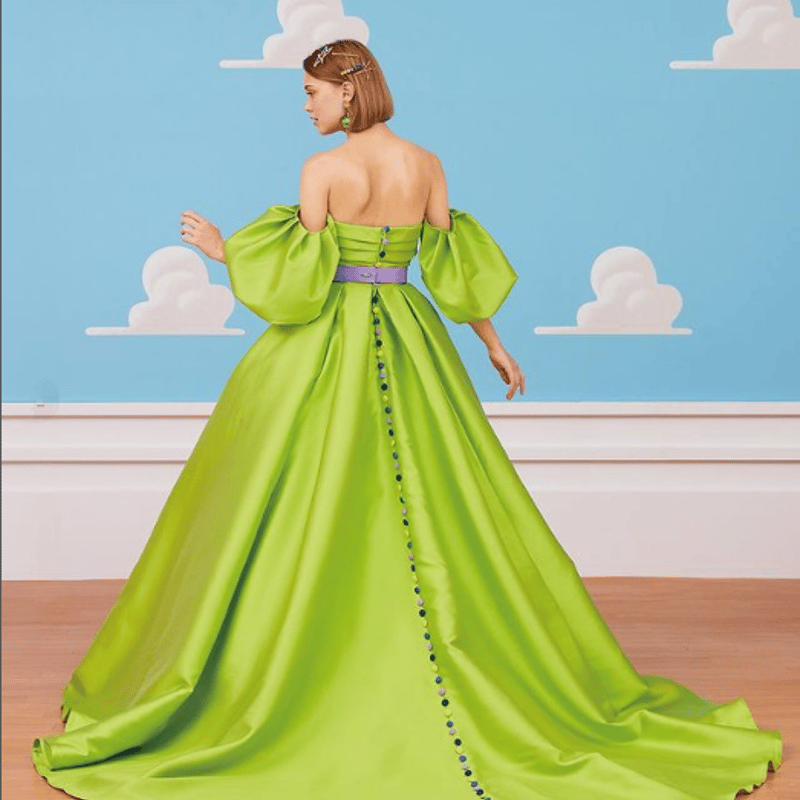 グリーン ベアトップ パフスリーブ 花嫁 編み上げ くるみボタン 拳式  