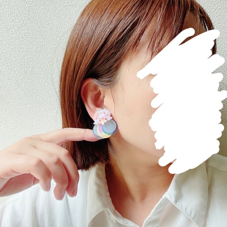 紫陽花の耳飾り◇ドレス（3色ミックスに大判スパンコール）