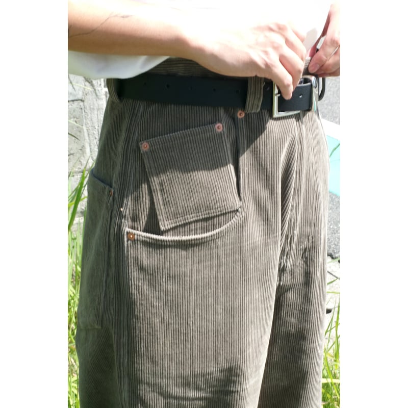 ABELIA EDWARD GOUCHA / ECHO PANTS CORDUROY *BRO