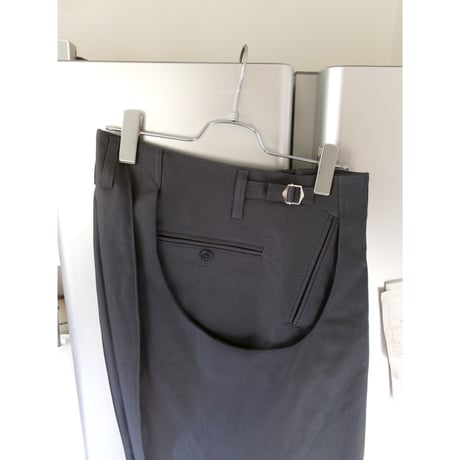 NVRFRGT / S CURVED UTILITY CAPRI TROUSERS *SLATE BLUE