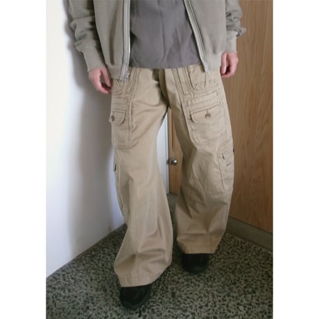 NVRFRGT / MULTI POCKET CARGO PANTS*BEIGE