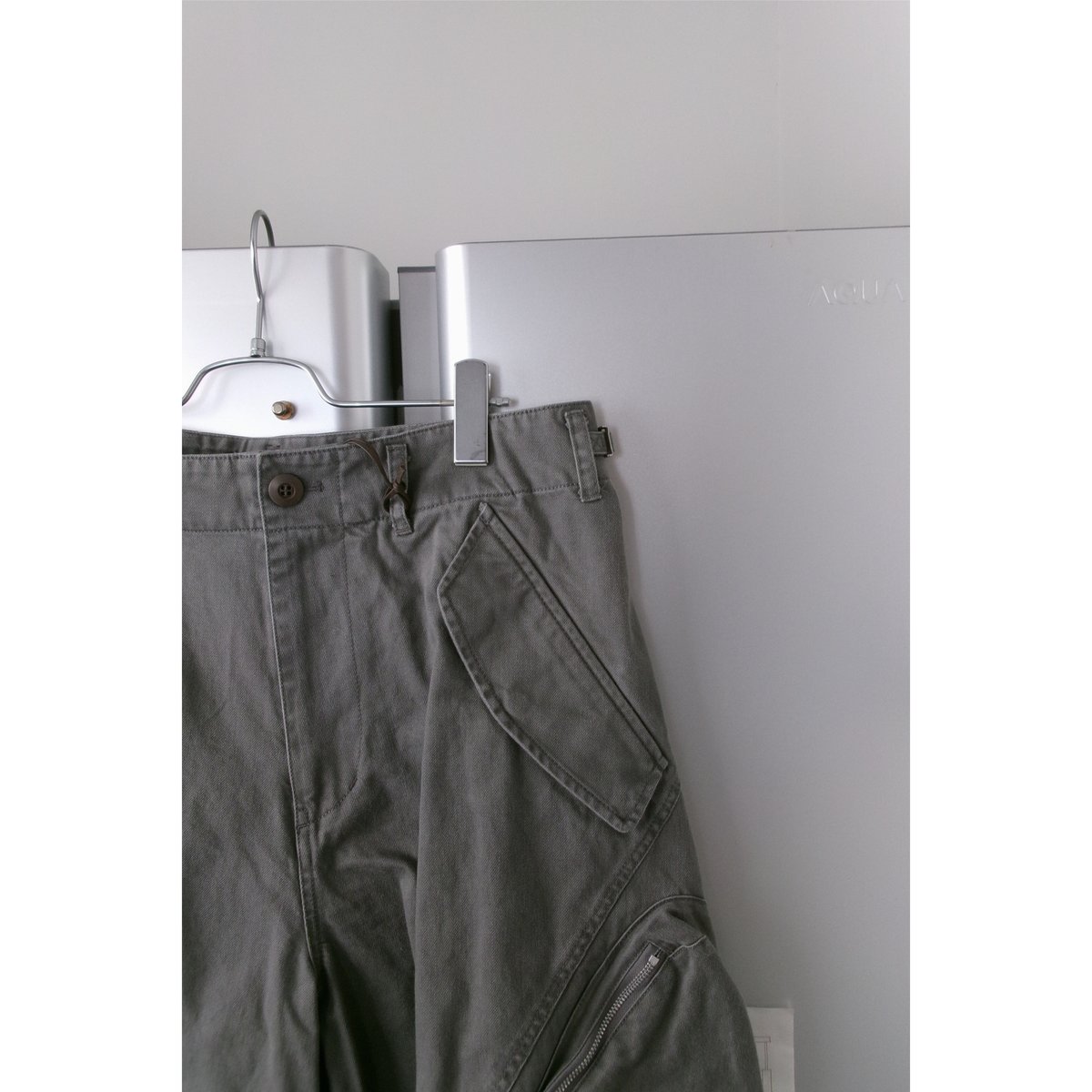 NVRFRGT / 3D TWISTED CARGO SHORTS *GRAY | AVET