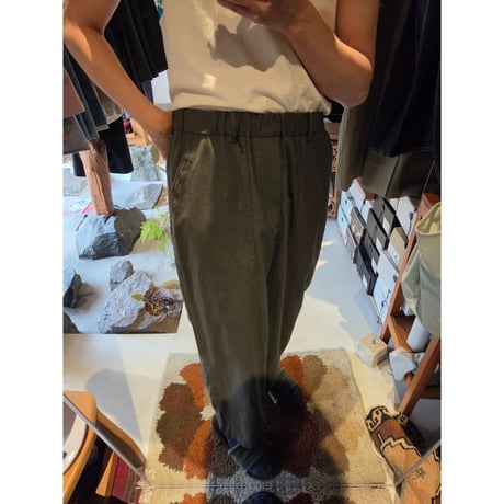 YOKO SAKAMOTO / UTILITY EASY PANTS *OLIVE