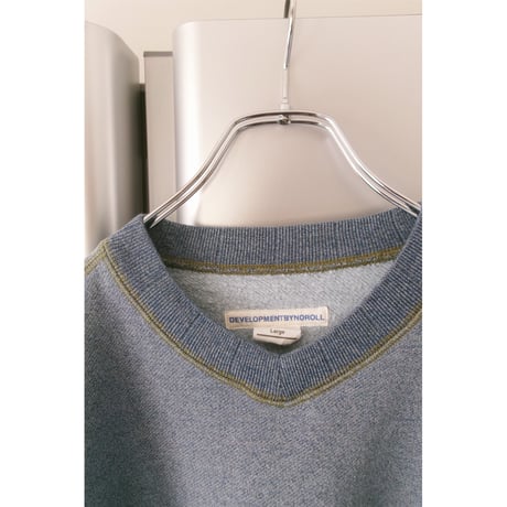 NO ROLL / W&L V NECK SWEAT