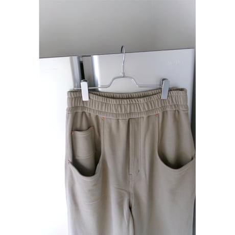ABELIA EDWARD GOUCHA / ECHO PANTS SWEAT *BEIGE