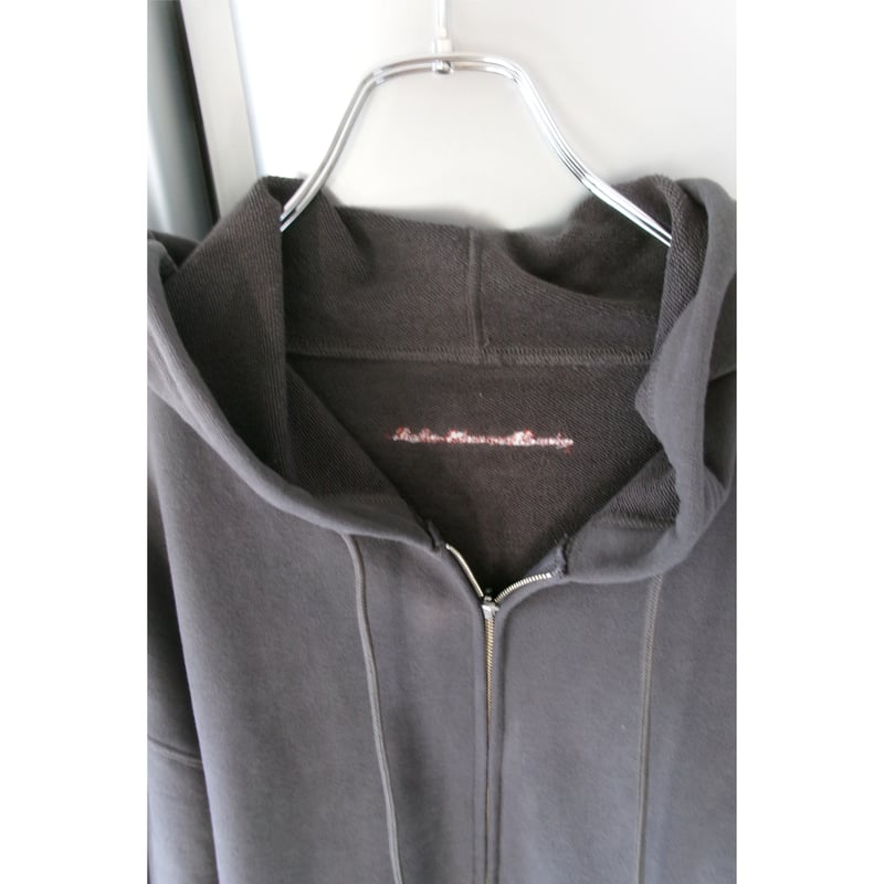 abelia edward gouchaグレー フード付きジップアップベスト abelia edward gouchaグレー フード付きジップアップベスト