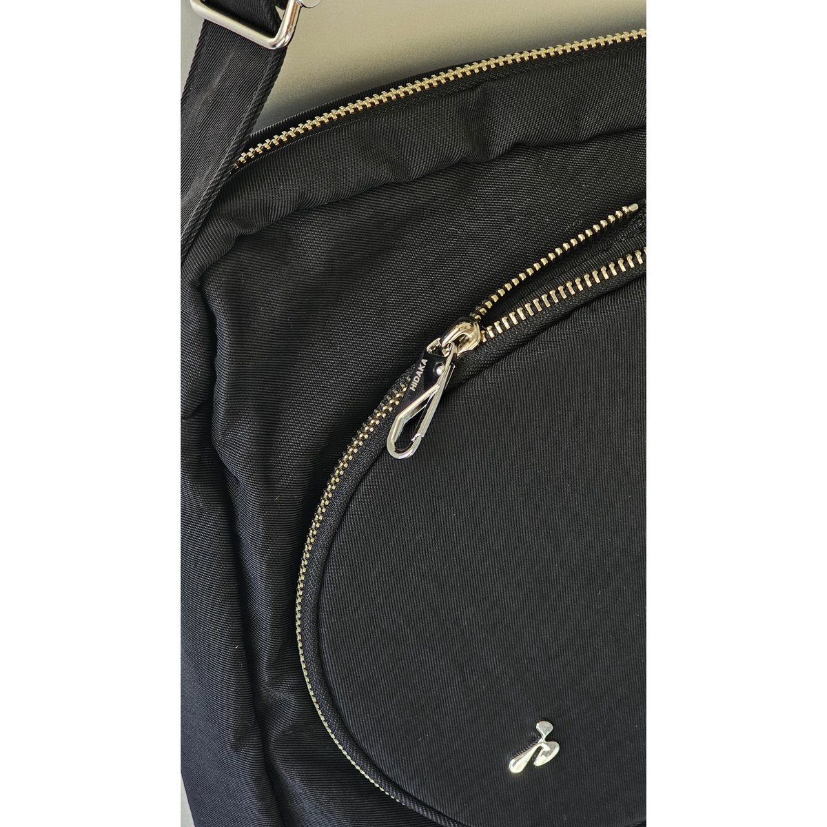 ○HIDAKA / PING-PONG SQUARE BAG *BLACK | AVET