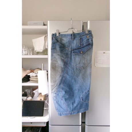 NVRFRGT /  3D TWISTED JORTS *DISTRESSED FADED INDIGO