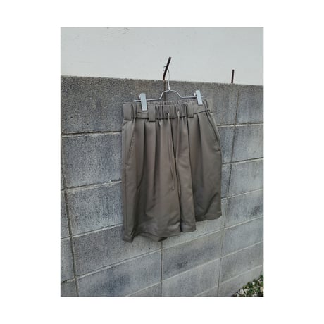 Blanc YM / Wide Easy Half Trousers -Gray
