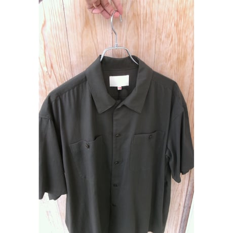 YOKO SAKAMOTO / UTILITY S/S SHIRT *OLIVE