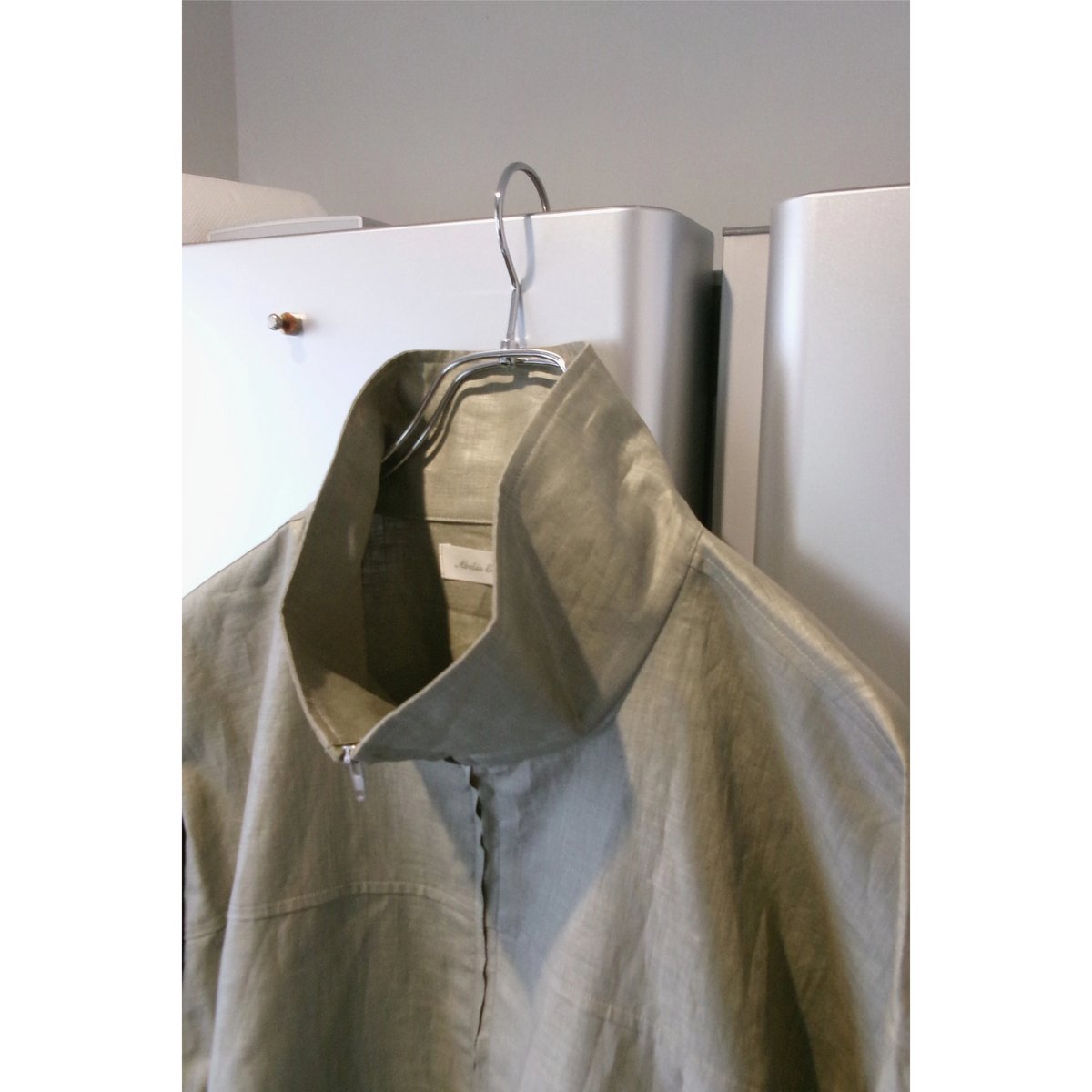 ABELIA EDWARD GOUCHA / STAFF JUMPER *KHAKI | AVET