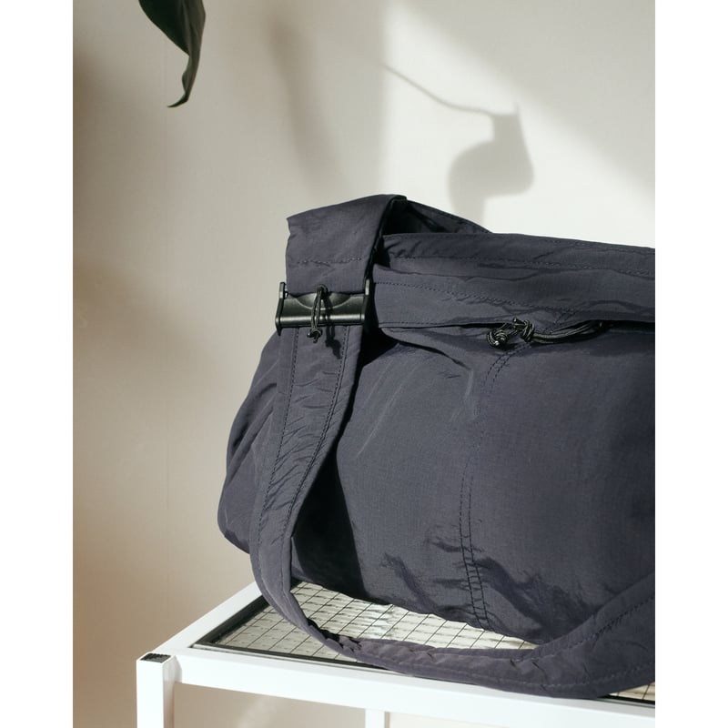 EVCON / BIG NYLON SHOULDER BAG *BLACK | AVET