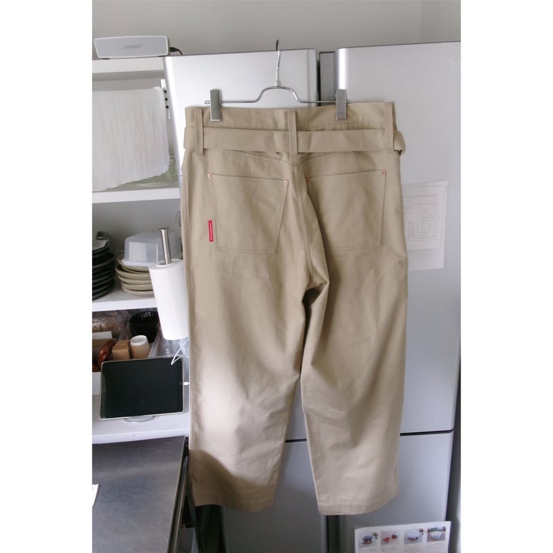 ABELIA EDWARD GOUCHA / DOUBLE BELT PANTS *BEIGE