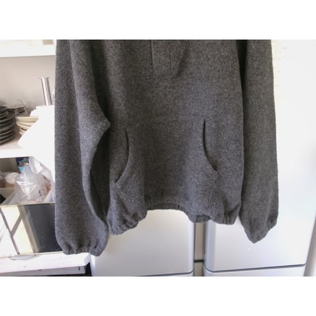 MY___ / WOOL ANGOLA FLEECE PULLOVER *CHARCOAL
