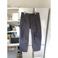 NVRFRGT / 2TUCKED TWISTED TROUSERS *SLATE BLUE