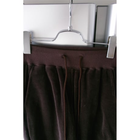 NVRFRGT / VELOUR 3D TWISTED LOUNGE PANTS *BROWN