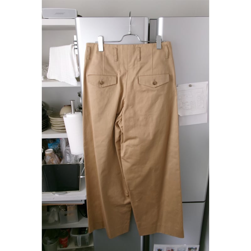 Rich I / Tuck Wide Trousers *BEIGE | AVET