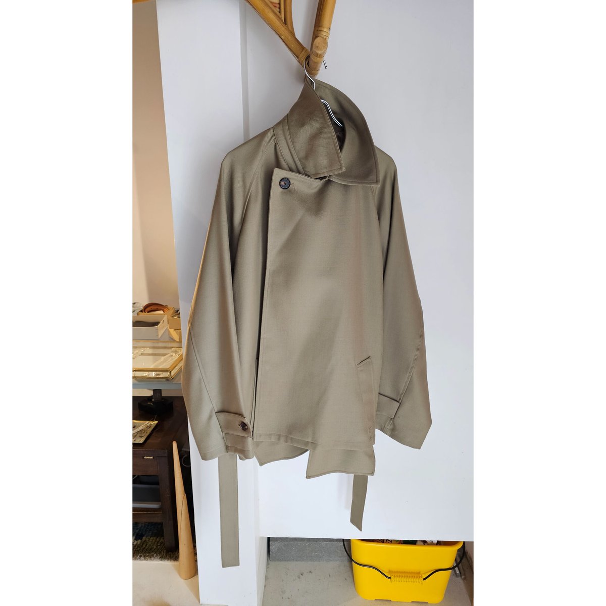 Blanc YM / Short Trench Coat 23aw *Beige | AVET