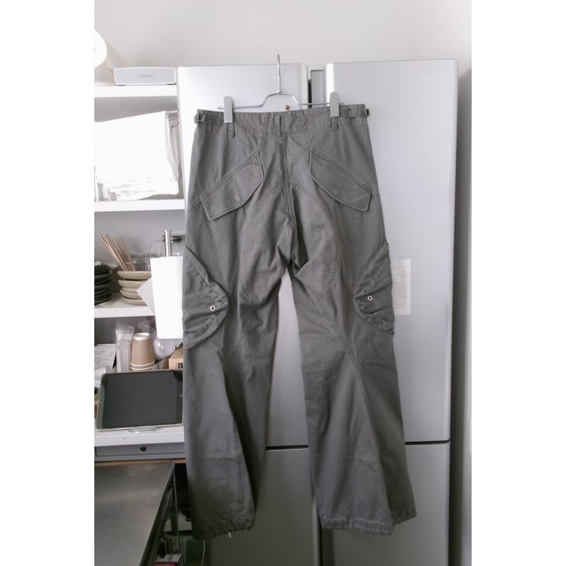 NVRFRGT / 3D TWISTED CARGO PANTS *GRAY | AVET