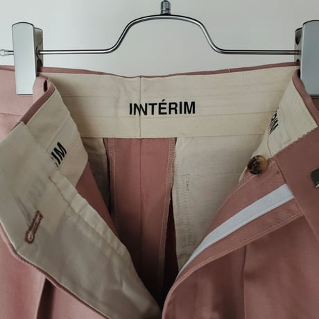 INTERIM / FRENCH ARMY CHINO 1-TUCK BAGGY SLACKS