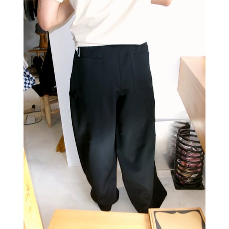 Rich I / TUCK WIDE PAINTER TRUSER *BLACK