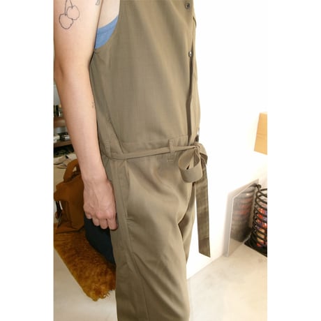 Rich I / NO SLEEVE JUMPSUIT *MOCA