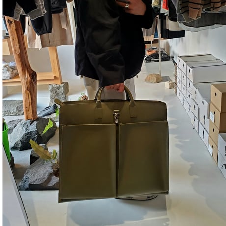 Rich I / RECTANGLE [LEATER HELMET BAG]