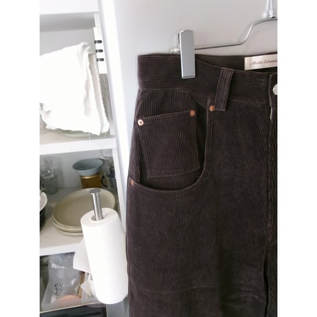 ABELIA EDWARD GOUCHA / ECHO PANTS CORDUROY *BROWN