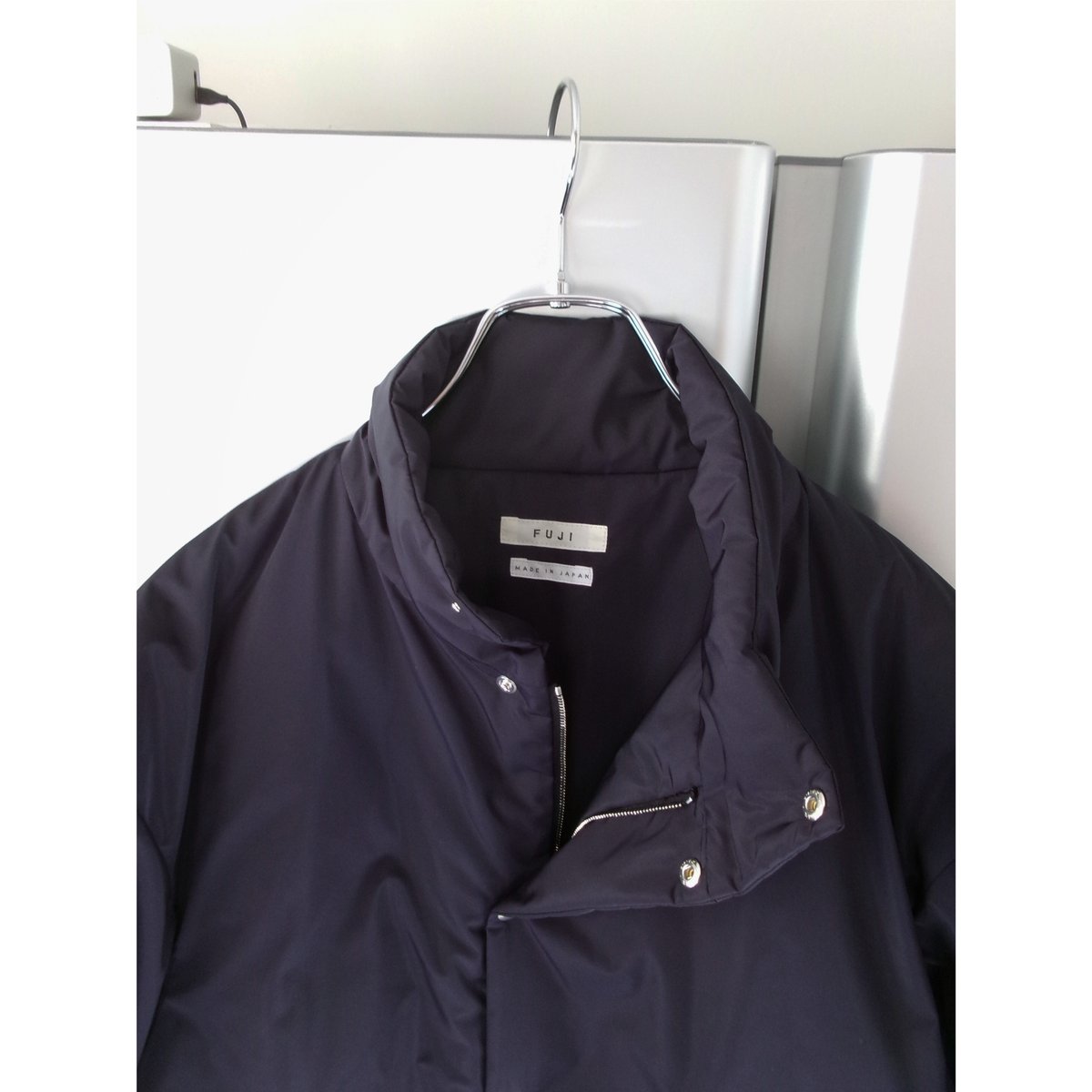 FUJI / SILK POLYESTER PADET JACKET *NAVY | AVET